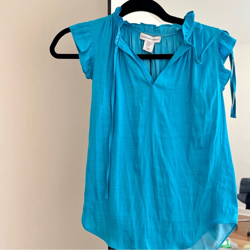NWT Cupcakes & Cashmere Top, Size XS